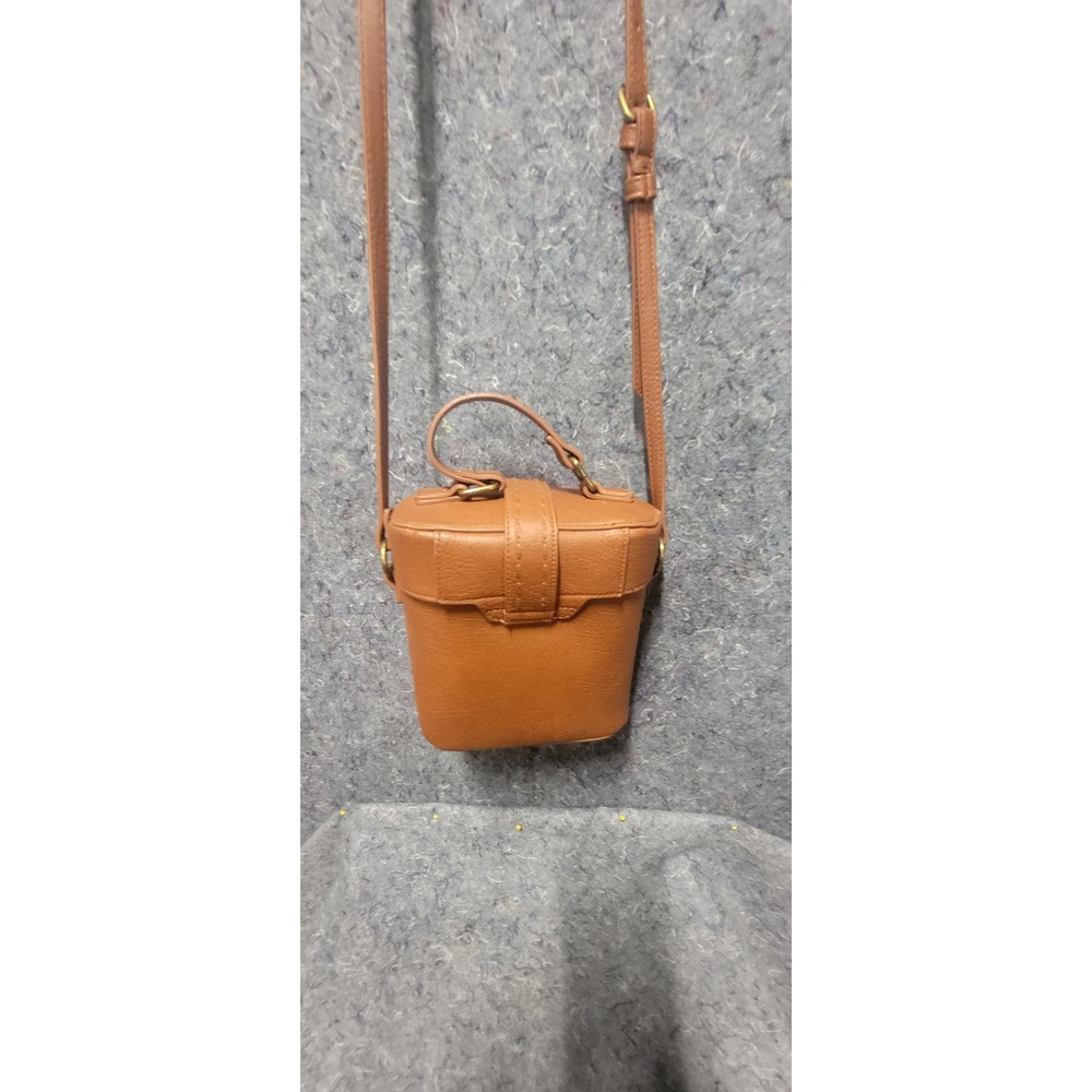 Universal Thread Crossbody Handbag Binocular Style Brown Faux Leather Coastal